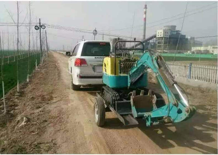 小型挖掘機使用 小型挖掘機使用